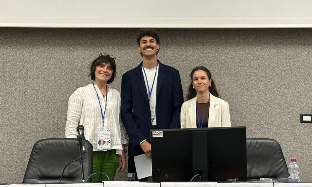 l'opportunità professionale è rivolta a laureati triennali in fisioterapia (lsnt2) e richiede un impegno di circa 36 ore settimanali per 6 mesi, con un compenso lordo di € 14.030,00. il lavoro (1)